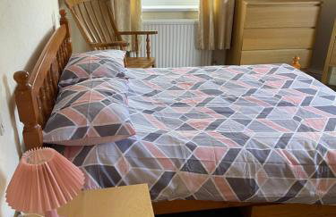 Spacious, Sleeps 18, 3 Bathrooms, Parking, Park, Mansfield - Foto 29