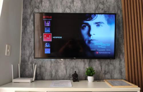 APARTAMENTO COM AR NA SALA e QUARTOS - Foto 2