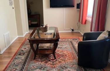 Theos Cottage Niagara - Photo 24