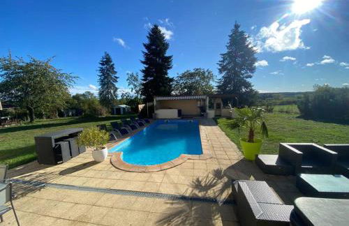 Maison avec piscine, sauna, spa - Photo 2