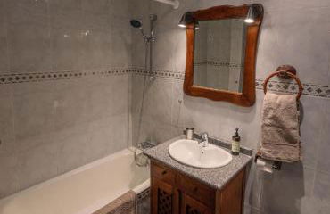 Sopelana pueblo muy cerca de la playa ideal para surfistas y familias. - Photo 2