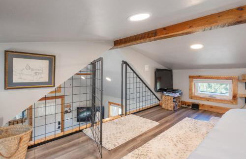 Last Best Loft - A cozy loft cabin stunning views - Foto 12