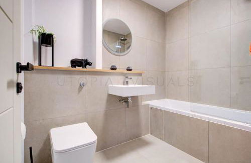 Stylish quiet garden flat with parking in London Zone 4 - Foto 13