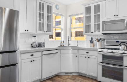 Rooftop Deck w Hot Tub Near Dining Ski Slopes The Lookout by AvantStay - Photo 11