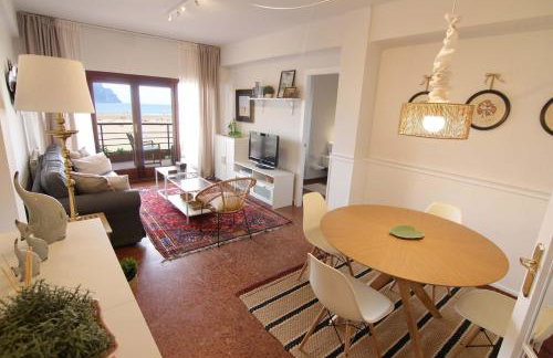 Piso con vistas a la playa de Laredo - APARTAMENTO BELLAVISTA - Photo 1