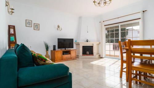 cozy sunny peaceful flat with swimming pool - Photo 2