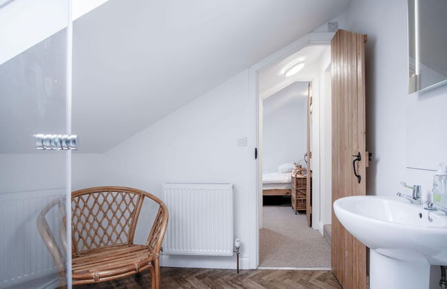 Yellow Cottage - 2 Bedroom Cottage - Dale - Foto 18