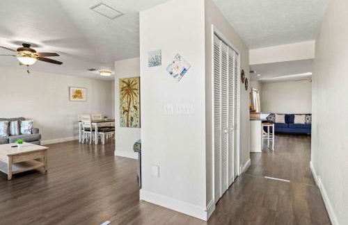 Gulf Coast Getaway Pool Mini Putt Fenced Yard - Foto 3