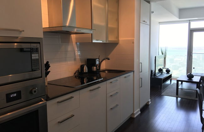 TO Stays - York and Lakeshore - Foto 26