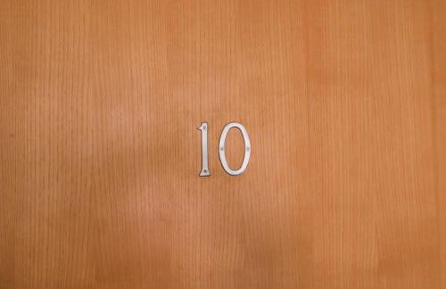 Barry Island Beachfront Apartment - Stunning Bay Views and Private Parking - Foto 27