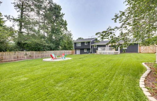 Family Home with Yard - 25 Mi to Downtown Atlanta! - Foto 29