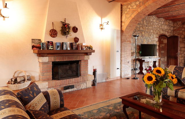 Borgo Poggio Bianco - Photo 21