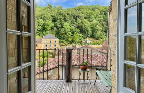 New Listing! Maison Delluc with Spectacular Vistas - Foto 35