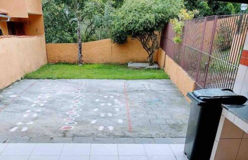 CASA SURYA, Piscina Fantástica, Churrasqueira, Completa, 18 HÓSPEDES na REGIÃO DOS LAGOS - Casa de Campo - Foto 54