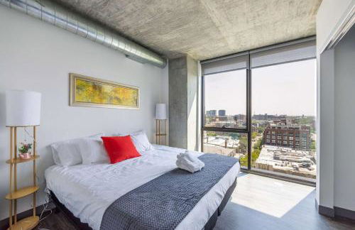 Bright & Modern 2BR Perfect City Escape - Foto 18