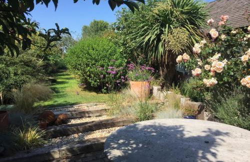 Aubrey Cottage - Photo 8