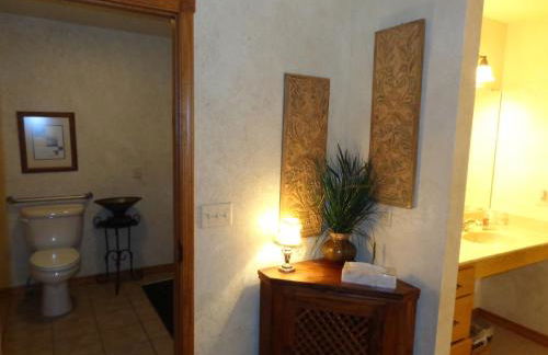 C17, Three bedroom, three bath log-sided, luxury Harbor North cottage with hot tub cottage - Foto 12