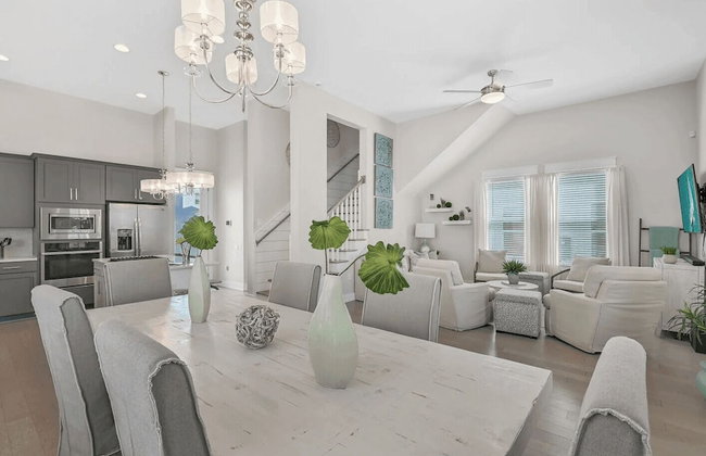 Nacho Beach House by Avantstay Inlet Beach Sleeps 10 + Pool - Photo 55