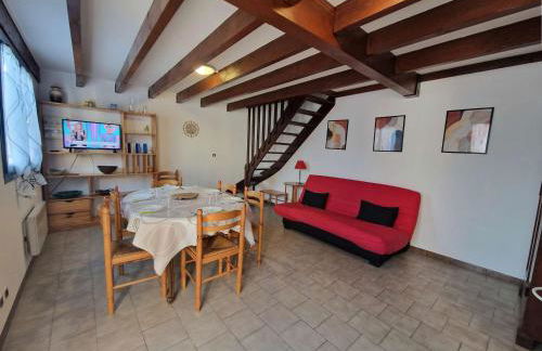 Maison confortable à 250m de la plage avec terrasse et parking - 7 couchages - FR-1-387-89 - Photo 6