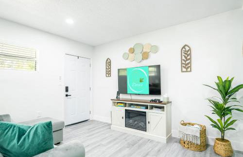 Dora's Haven Getaway-Cozy 1Bedroom with Boat or Camper Parking- Free - Foto 5