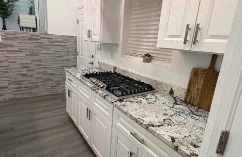 House in the Palisades Hills with City and Mountain views - Foto 28