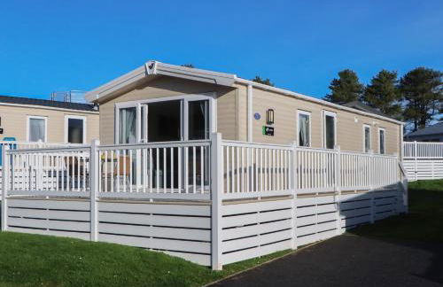 Caravan C31 at Landscove Holiday Park - Photo 1