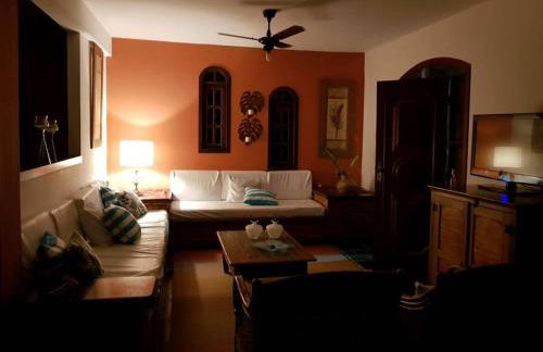 Ótima Casa na melhor localização - Foto 14