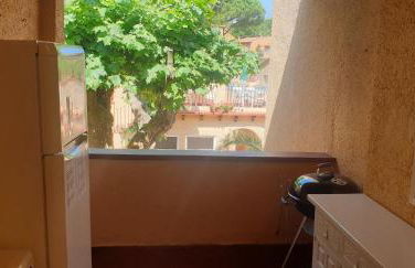 Apartamento con jardín a 11 metros de la playa. SE. - Foto 37