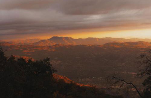 Glamping yurt at a nature retreat near Sequoia - Foto 13