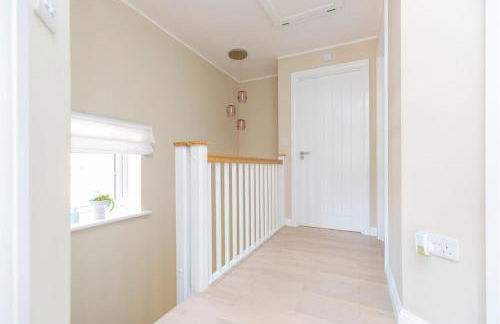 Detached Modern 3 Bedroom House - Photo 10