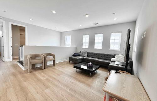 Marbella Lane Spacious 4BR Modern Family Home - Foto 14