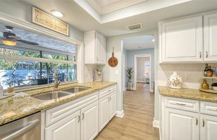 Casa Del Mar - Pet Friendly House on Siesta Key w/ Outdoor Patio & Private Screened-In Heated Pool! - Foto 24