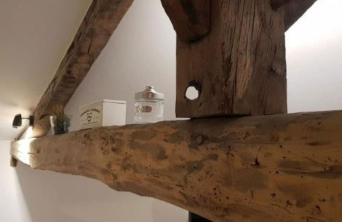 La Cabane - Au cœur d'un village médiéval - Foto 18