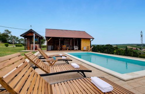 2 Bedroom Nice Home In Gornji Daruvar - Foto 10