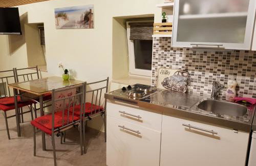 Diana Holiday Home - Foto 14