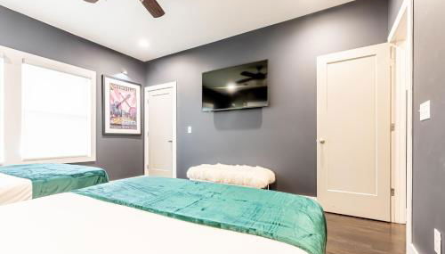 Modern Luxe Townhome with Rooftop Cinema - Foto 5