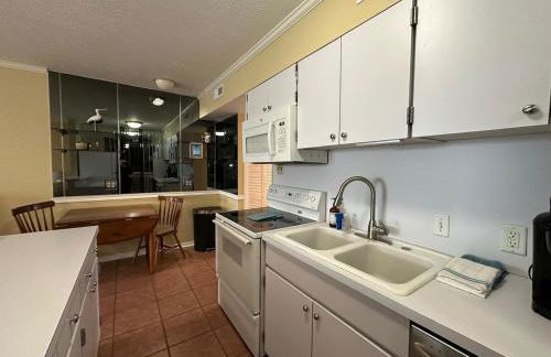 Poolside Island Condo - Foto 34