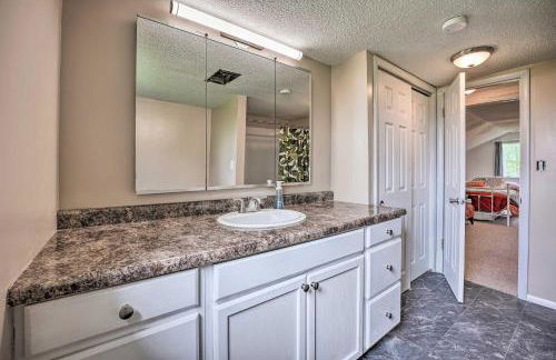 Family-Friendly Harbor Country Home 3 Mi to Lake! - Foto 22