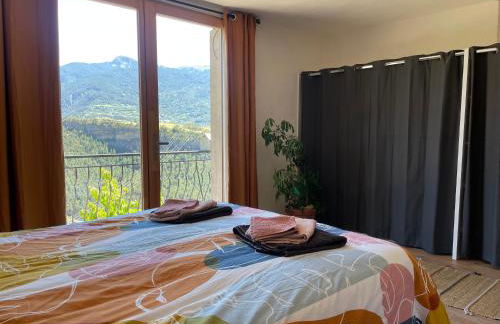 Très belle maison spacieuse et lumineuse, vue sur la station de Risoul et de Vars - Foto 31