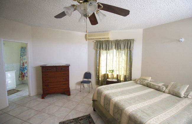 Sea View Chateau - Photo 3