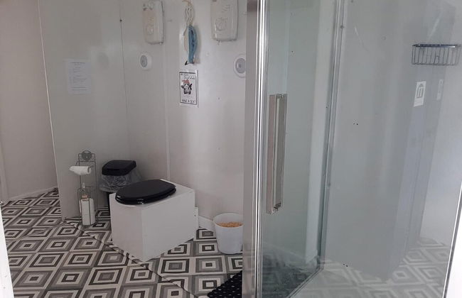 Tregantle Farm Eco Glampsite Super Safari Cabin - Foto 12