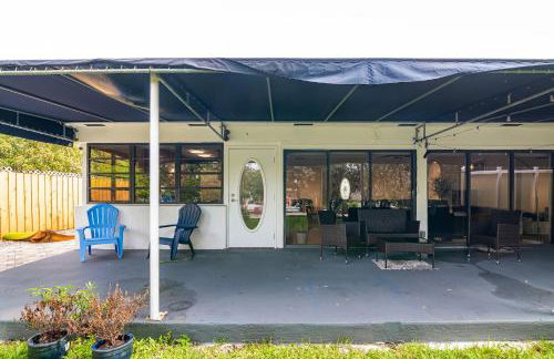 Charming 2BR Waterfront House - Foto 27