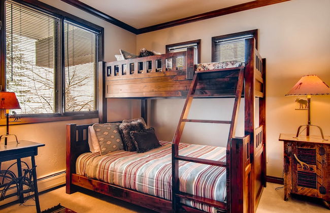 Highlands Area by East West Hospitality - Photo 27