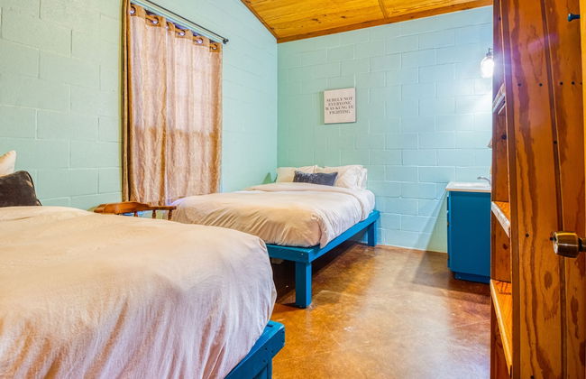 Frio River Cabins - Photo 20