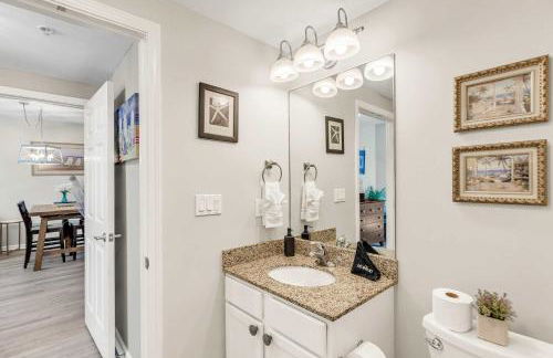 Coastal Haven Pools Restaurant & Beach Shuttle - Foto 32