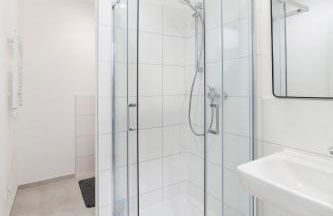 BIG New 7Rooms City Center APARTMENTS and Suites - Foto 3