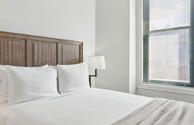 Placemakr Downtown Pittsburgh at The Pennsylvanian - Foto 9