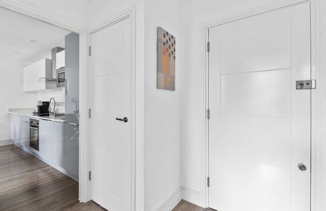 Luxurious 2 Bedroom Apartment With Free Parking - Foto 14