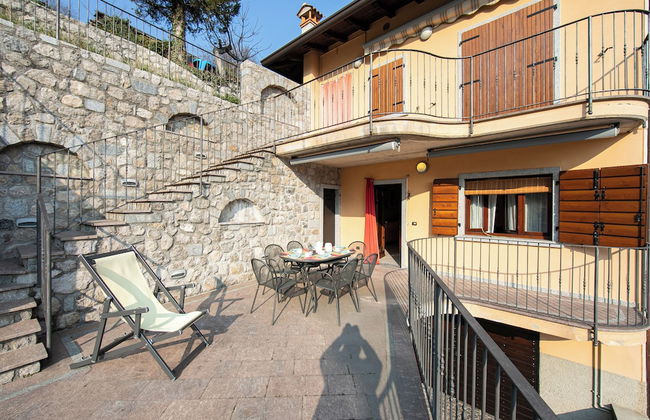 Casa Angiolina Lake & Mountain View - Photo 23