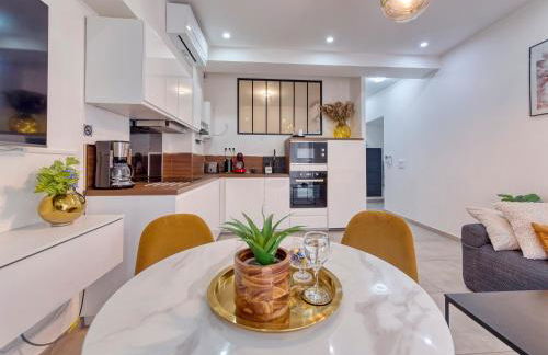 City Vibes, Indoor Parking, Breakfast & Air Conditioning - Foto 2